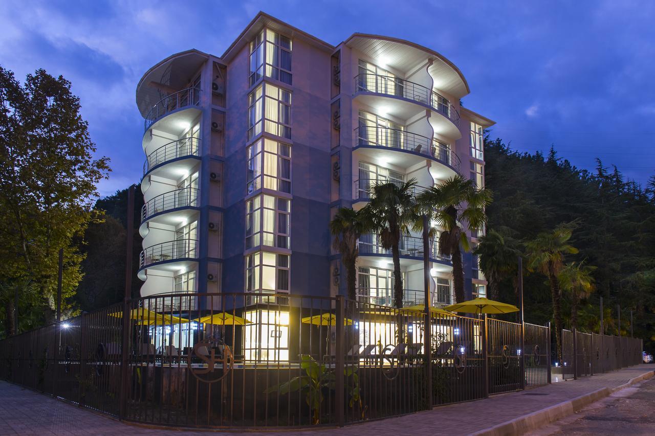 Sunrise Garden Hotel 3* Gagra Exteriör bild