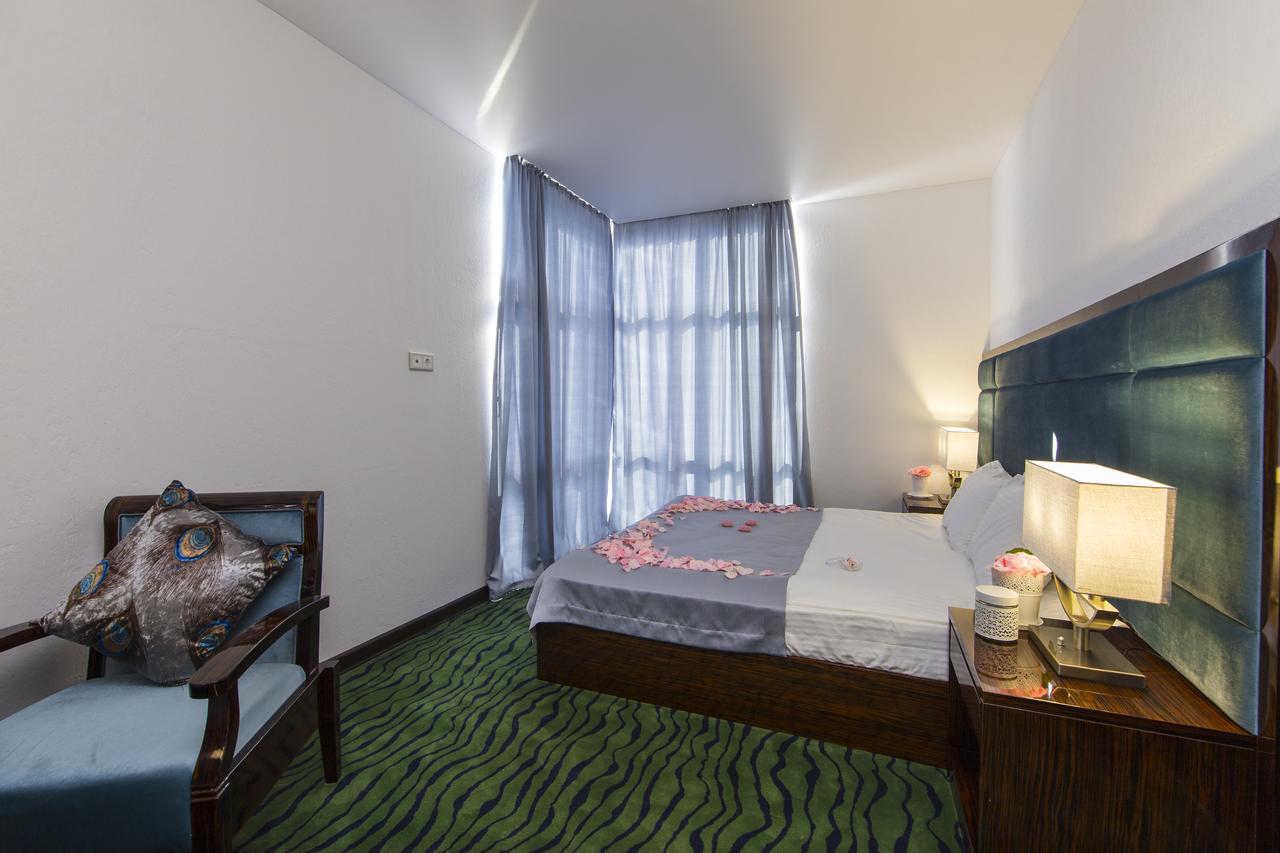 Sunrise Garden Hotel 3* Gagra Exteriör bild
